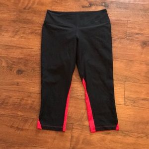 Nike Leggings Cropped Athletic Pants Medium Black